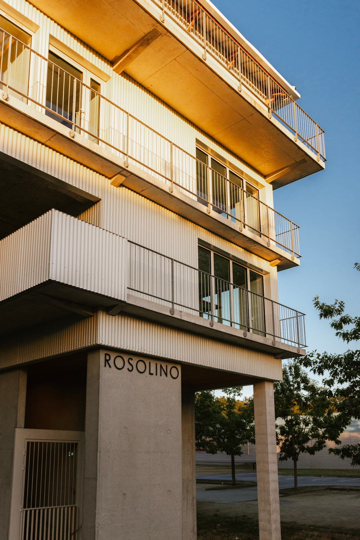Façade de la Résidence Rosolino à Bruz, campus Ker Lann